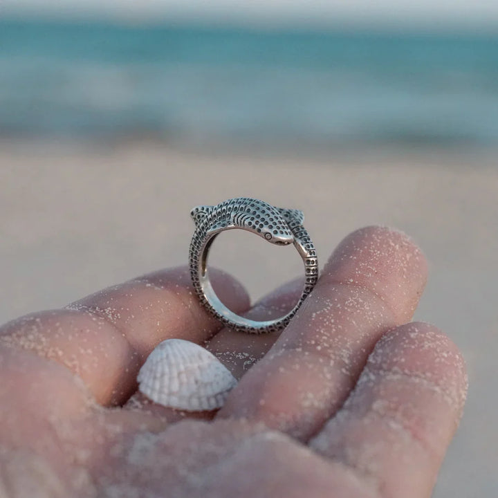 ANILLO TIBURÓN BALLENA